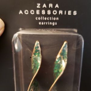 ❗Zara statement earrings.  Green and rosegold